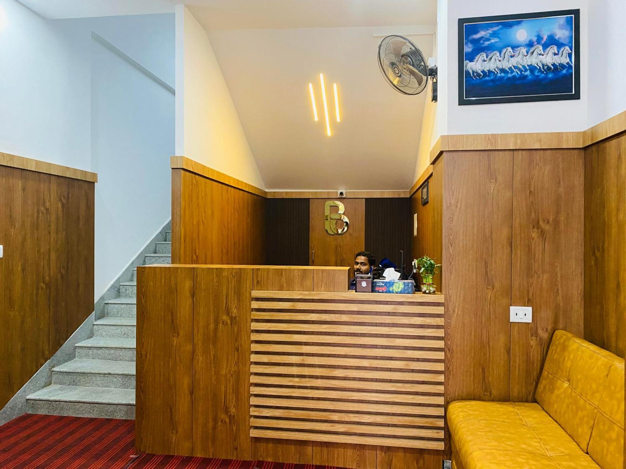 B Six Hotel Μπανγκαλόρ Εξωτερικό φωτογραφία